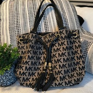 Michael Kors Monogram Cinch Bucket Bag